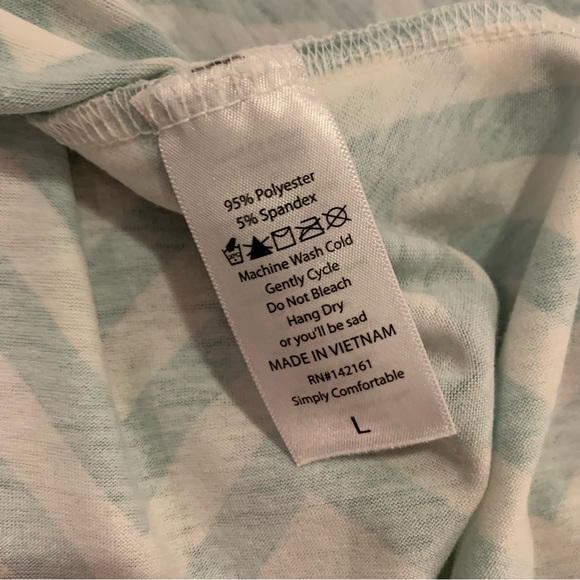 EUC LuLaRoe Perfect Tee. Large. - Picture 3 of 4